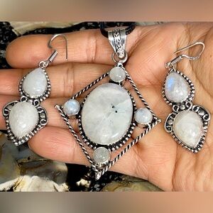 Beautiful Set of Rainbow Moonstone Pendant & Earrings